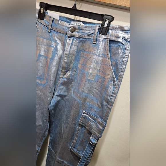 D Rock Silver Cargo Stretch Jeans with Distressed Details NWT - Picture 5 of 11